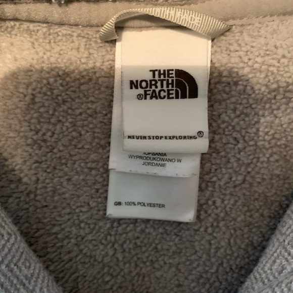 North Face pullover - Picture 3 of 3